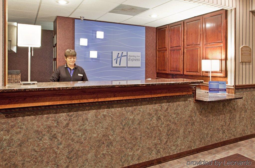 Holiday Inn Express Osage Beach - Lake Of The Ozarks By Ihg Interior photo
