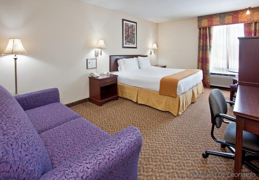 Holiday Inn Express Osage Beach - Lake Of The Ozarks By Ihg Exterior photo