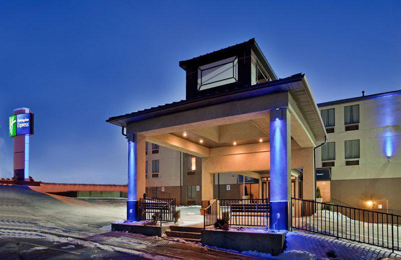 Holiday Inn Express Osage Beach - Lake Of The Ozarks By Ihg Exterior photo